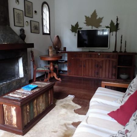 فيلا Casa Em Itaipava Piscina Lareira E Pet Friendly Petrópolis المظهر الخارجي الصورة